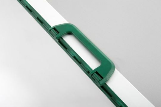 The handle is rounded softly for added comfort in carrying the ramp