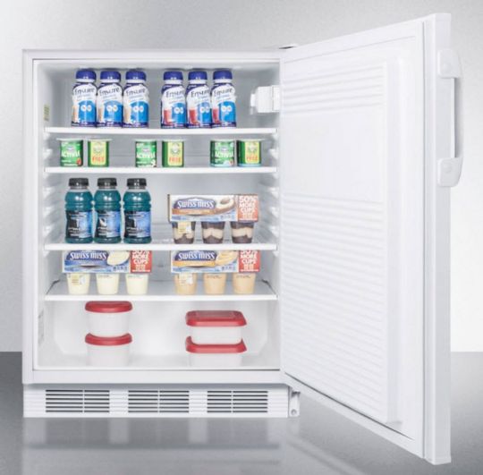 Rearrange your refrigerator space to accommodate all shapes and sizes or remove shelves for a simple clean-up