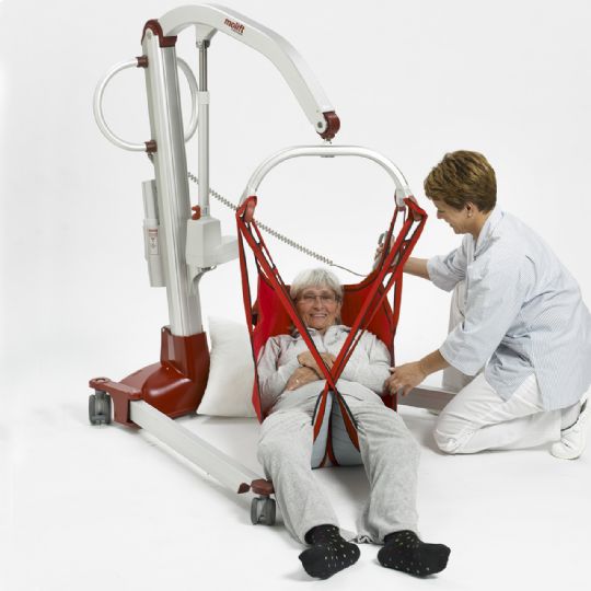Generous lift range supports users from the floor without adjustment