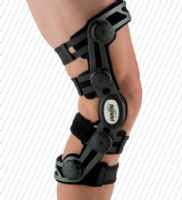 Step-thru NoVel Functional Knee Brace