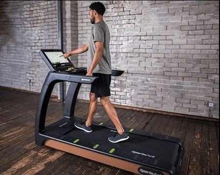 T676-19  Status Senza Treadmill is Easy to Use and Safe