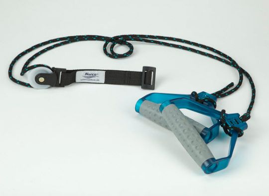 Standard pulley with comfort-grip handles