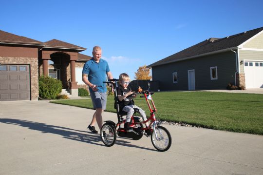 Enable children with disabilities with the confidence to ride a trike and get outdoors.