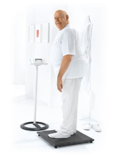 Flat Bariatric Scale in use