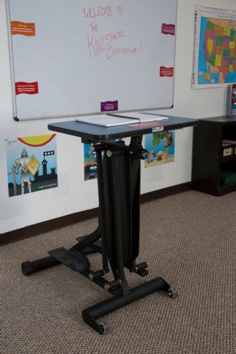 KidsFit Single-User Strider Desk