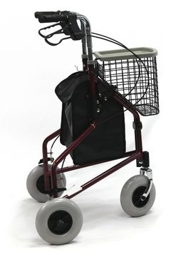 The rollator is built with a basket that can be easily removed, as well as a pouch.