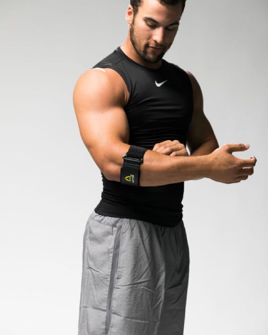The Cirque arm band is breathable, lightweight, and comfortable
