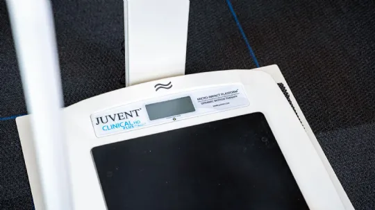Juvent Clinical Micro-Impact Platform - Low Level Vibration Therapy System  for Physical Therapists and Trainers