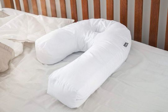 This pillow is hypoallergenic and washable by machine
