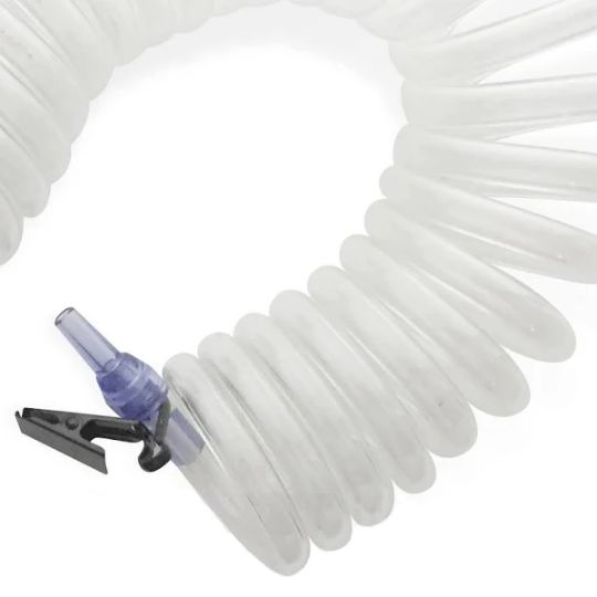 Tidy Tubing Coiled Self-Storing Oxygen Line has a handy clip built-in to attach to your clothing