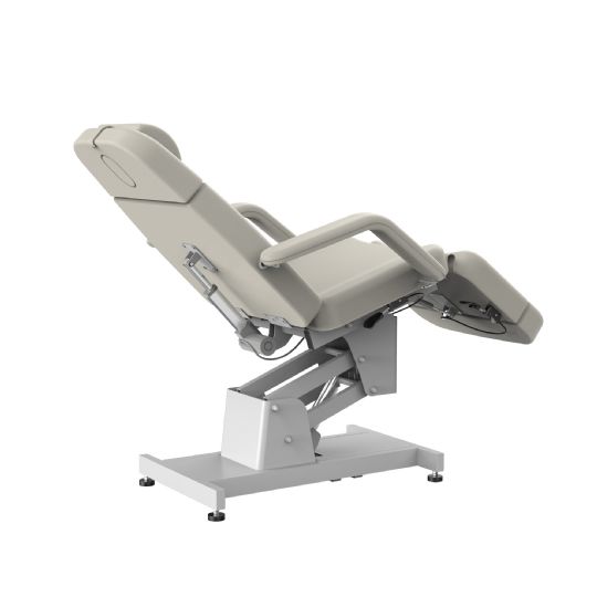 Ergonomic design of the silver fox 2219b facial bed with adjustable angles for enhanced comfort and versatility