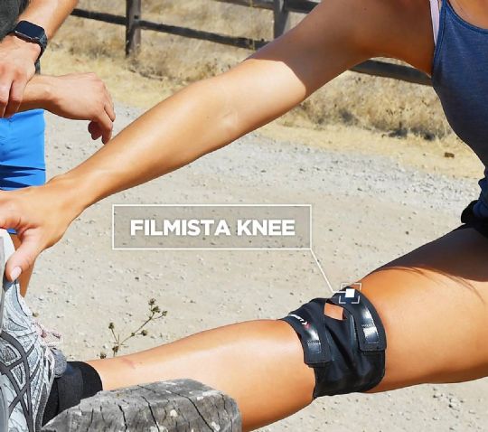 Filmista Knee - In Use