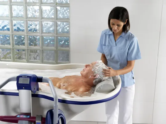 Convenient and comfortable bathing for both caregivers and patients