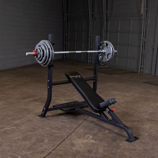 Bench showing with barbell and weights at level 2 (barbell and weights not included)
