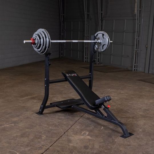 Bench showing with barbell and weights at level 3 (barbell and weights not included)