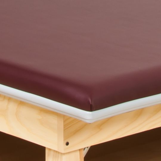 Corner protectors prevent damage to the table and surroundings. 