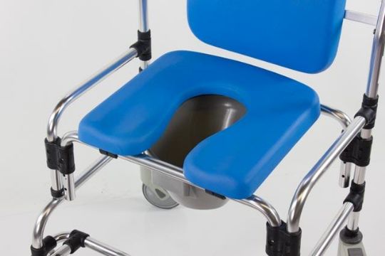Padded seat ensures ultimate comfort