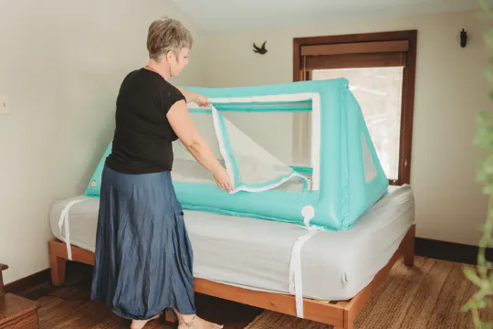 Travel bed for outlet disabled child