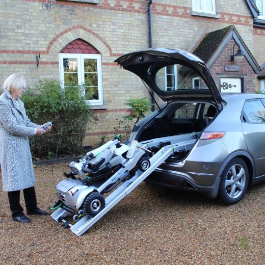 The MK2 Self Loading Ramp is simple and easy to use