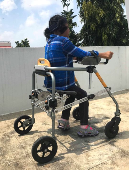Therapeutic walker that assists children with mobility needs 