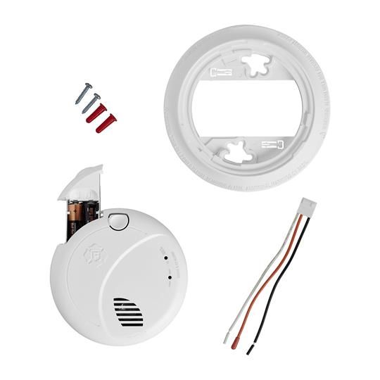 The hardwired detector is simple to install, requiring no rewiring during the process