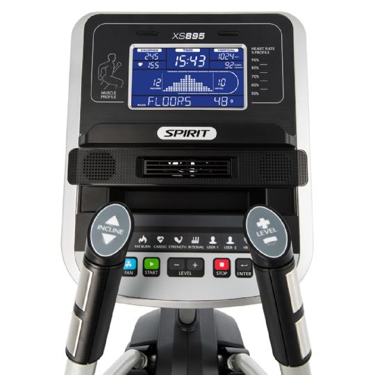 XS895 Adjustable incline Stepper by Spirit Fitness picture showing the large and bright LCD display that can track muscle profile and cardiac output
