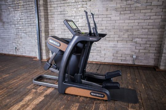 Offers interchangeable Elliptical, Stepper, and Cycle movement formats