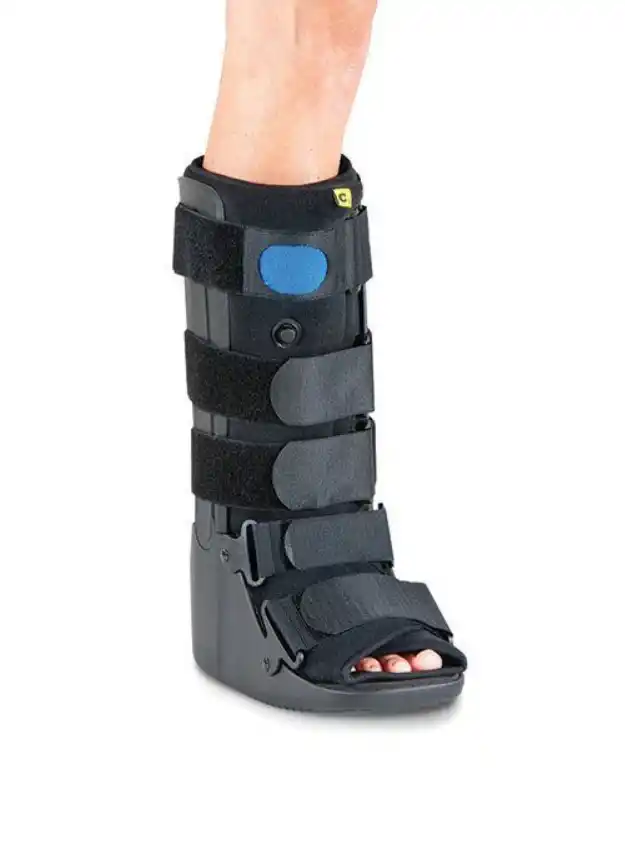 Essity Actimove Standard Walking Boot Cast