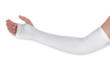 Limbkeepers Protective Arm Sleeves : sleeves help prevent skin tears