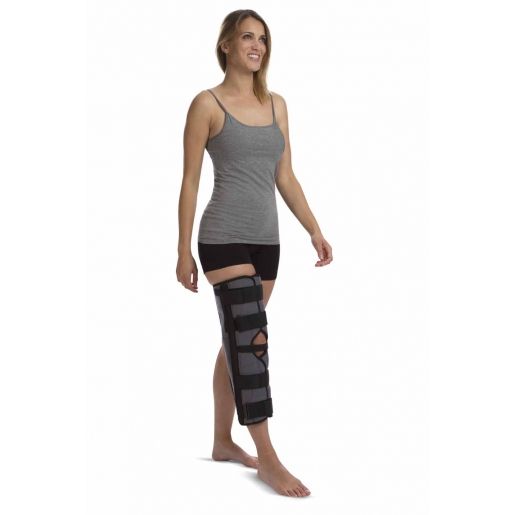 Designed for comfortable immobilization of the knee