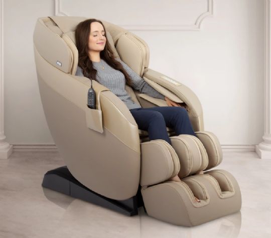 Heating function on the lumbar area provides warmth and comfort