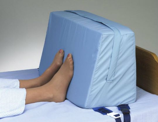 Assists in the prevention of foot drop while also keeping sheets and blankets off patients' feet. 